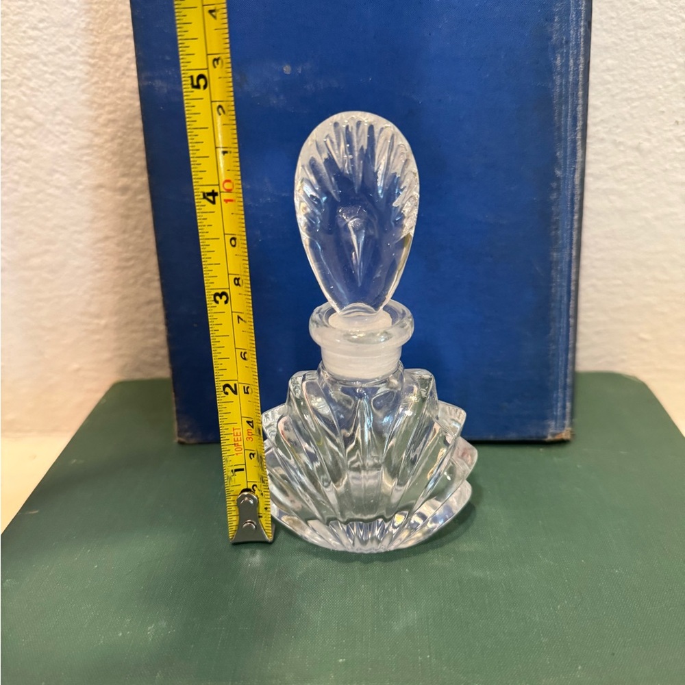 Vintage Cut Lead Crystal Perfume Bottle - Picture 12 of 14